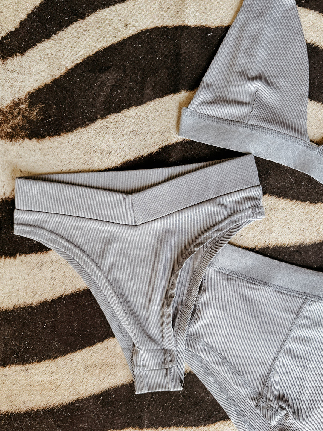 Gray Ribbed Three-Piece Lounge Set