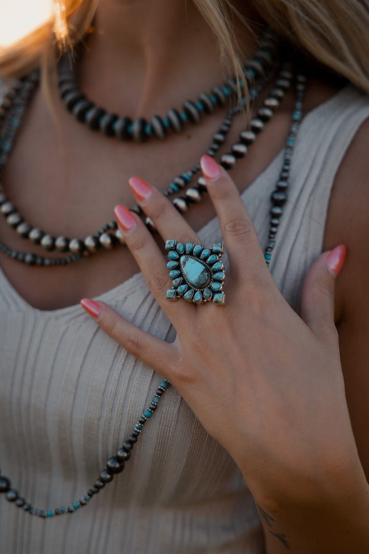 El anillo ajustable de Maren Nizhoni