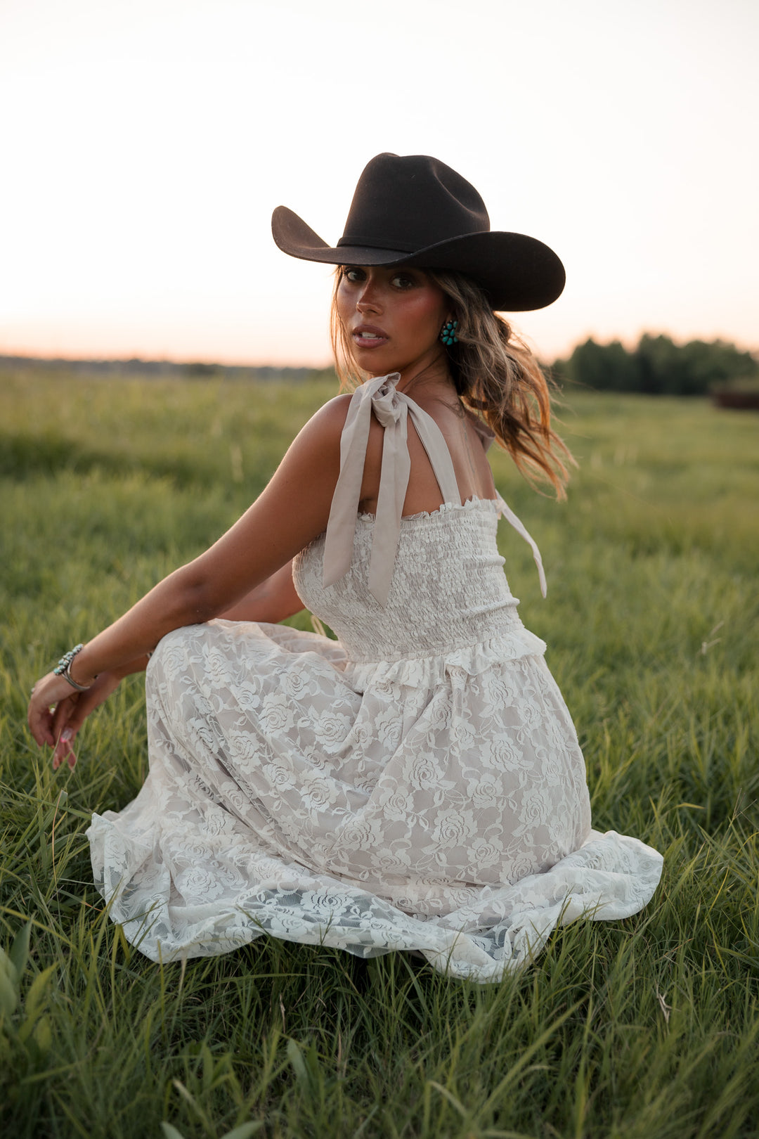 Dust &amp; Lace Tie Shoulder Midi Dress